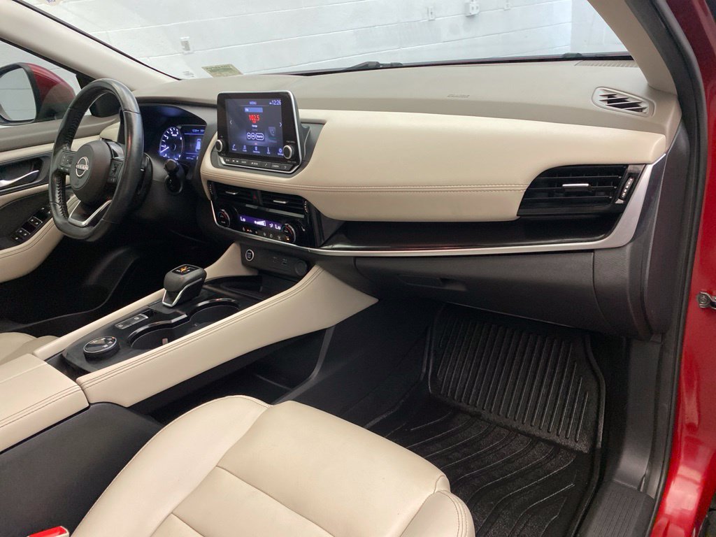 Used 2023 Nissan Rogue SL AWD/4WD image 14