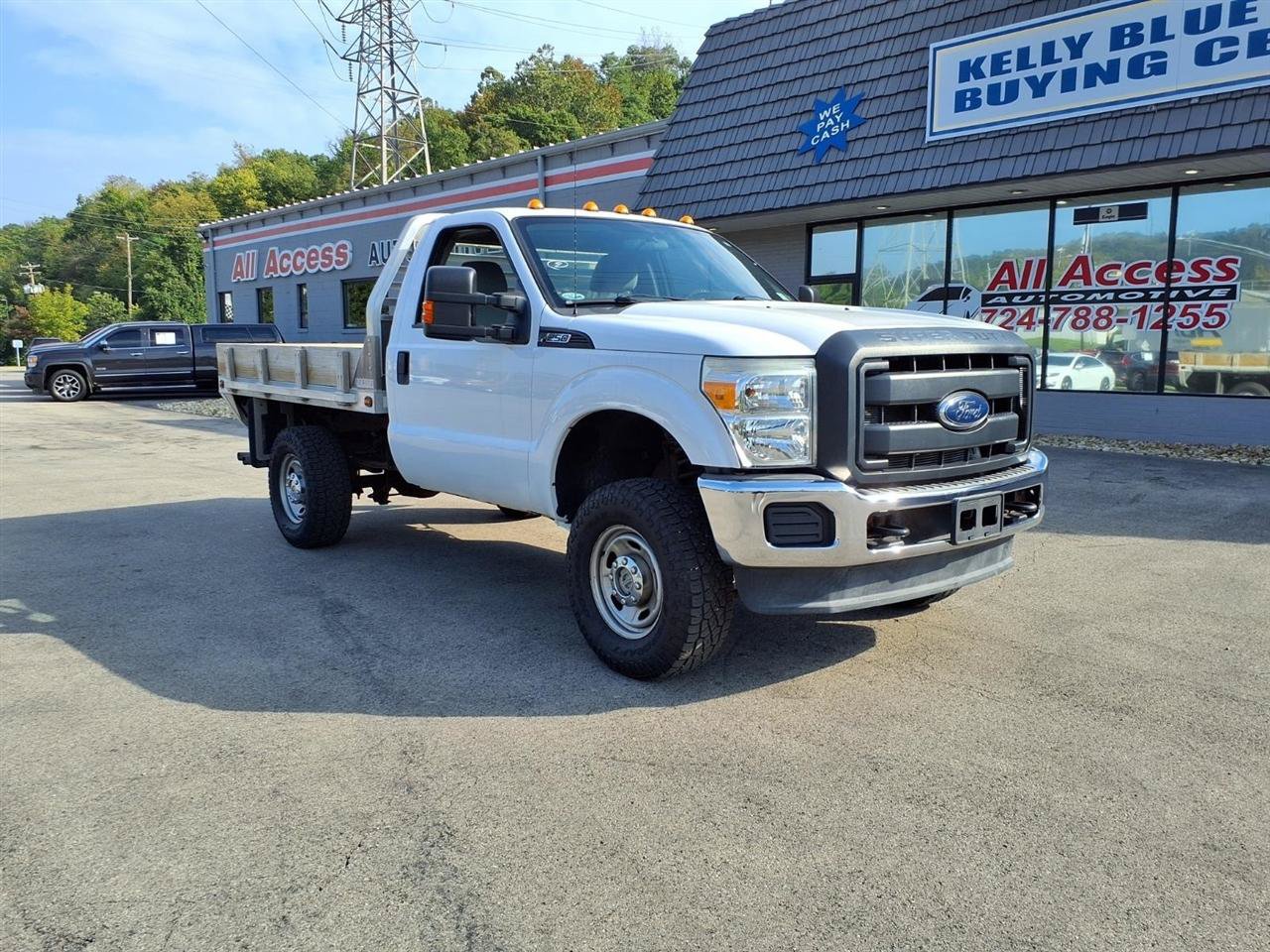 Used 2015 Ford F250 XL w/ Power Equipment Group AWD/4WD image 2