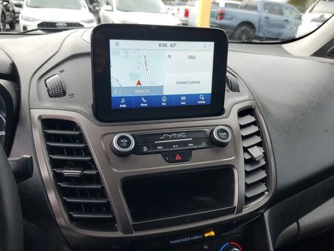 Used 2022 Ford Transit Connect XLT image 31