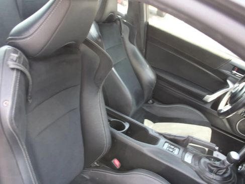 Used 2019 Toyota 86 RWD image 19