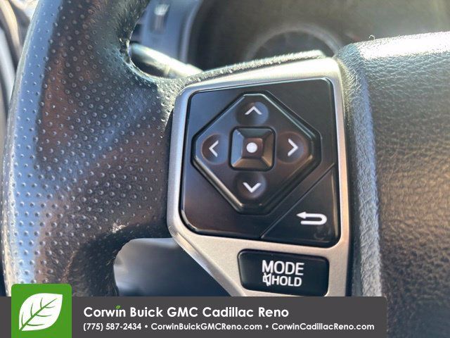 Used 2017 Toyota 4Runner SR5 Premium AWD/4WD image 17