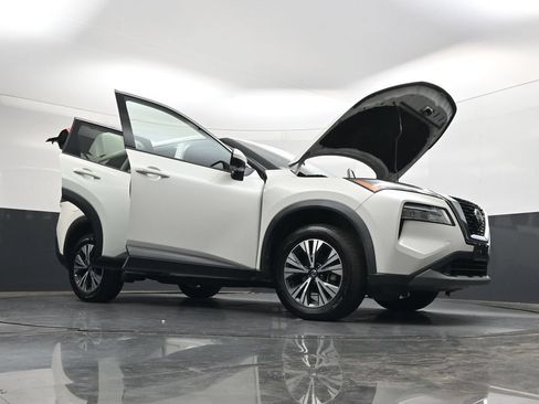 Used 2021 Nissan Rogue SV AWD/4WD image 44
