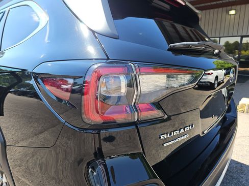 Used 2023 Subaru Outback Limited AWD/4WD image 36