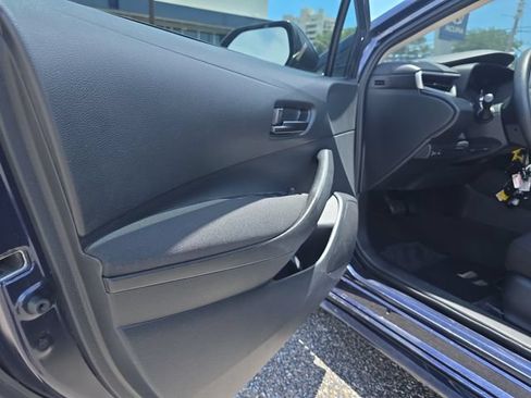 Used 2023 Toyota Corolla LE FWD image 16