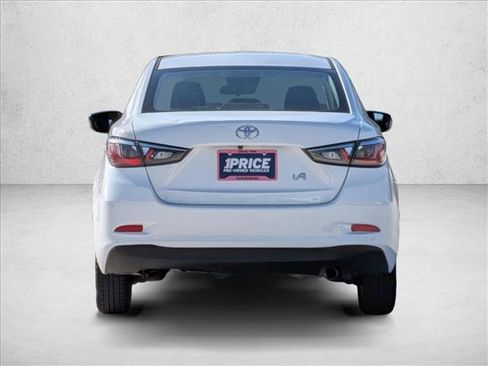 Used 2018 Toyota Yaris iA image 6