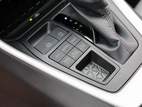 Certified 2025 Toyota RAV4 XLE Premium image 16