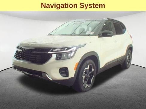 Used 2026 Kia Seltos S AWD/4WD image 4
