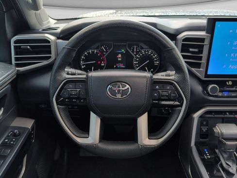 Used 2022 Toyota Tundra Limited w/ Power Package AWD/4WD image 11