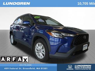 Used 2024 Toyota Corolla Cross LE image 1
