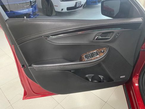 Used 2014 Chevrolet Impala LT FWD image 13