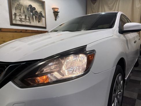 Used 2019 Nissan Sentra S FWD image 8