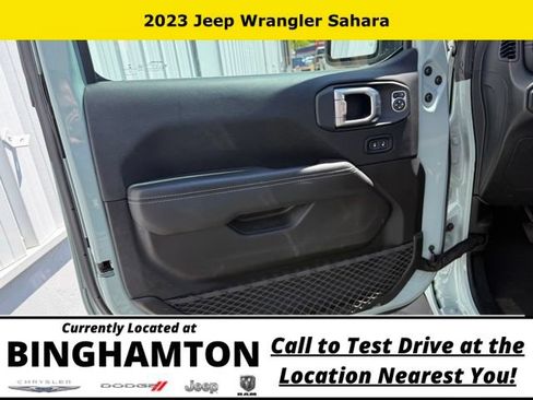 Used 2023 Jeep Wrangler Unlimited Sahara w/ LED Lighting Group AWD/4WD image 7