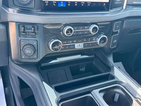 Used 2025 Ford F250 Platinum AWD/4WD image 37