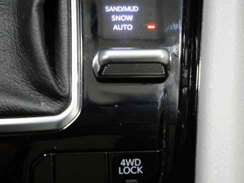 Used 2022 Jeep Compass Limited w/ Elite Group image 22