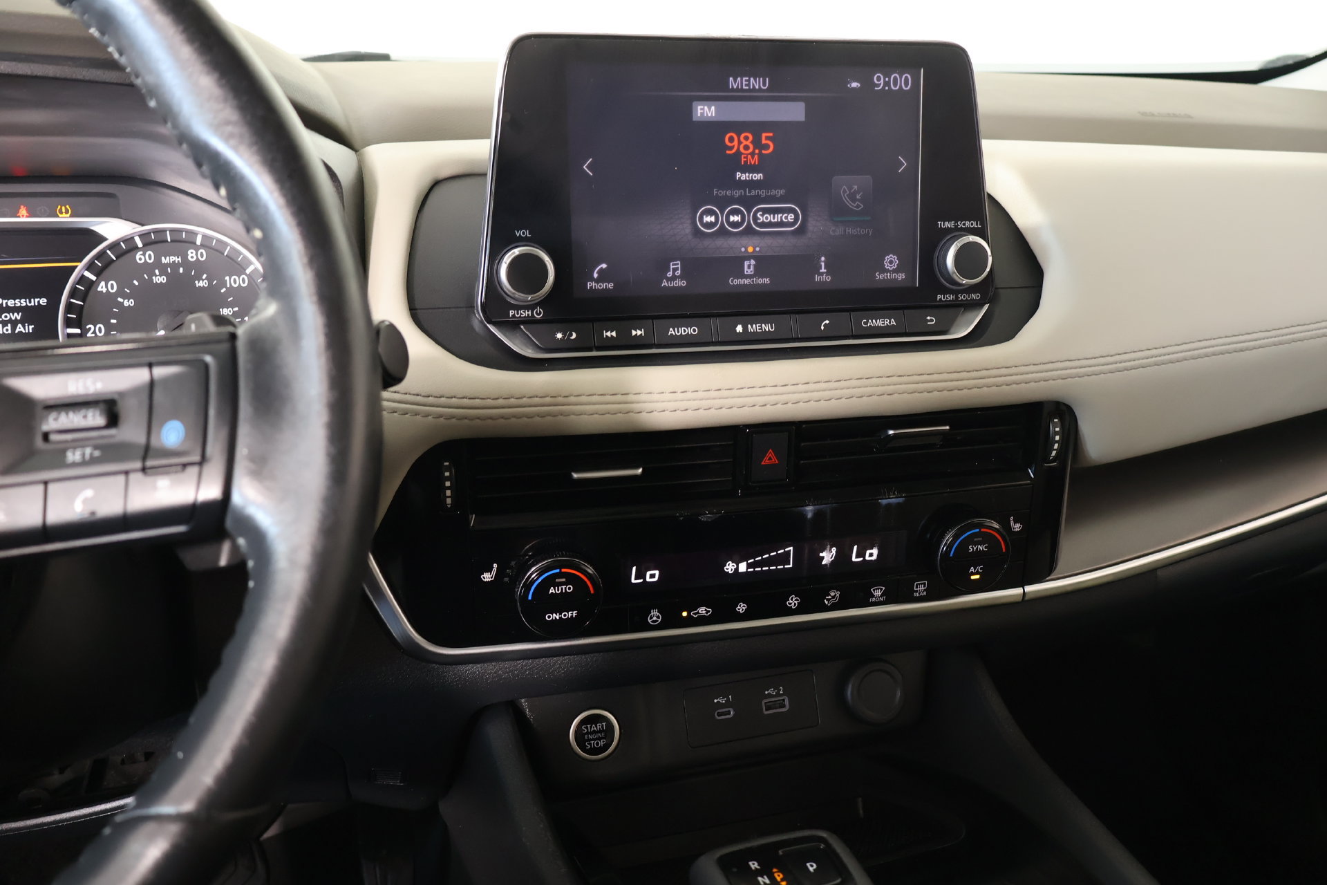 Used 2023 Nissan Rogue SV w/ SV Premium Package FWD image 5