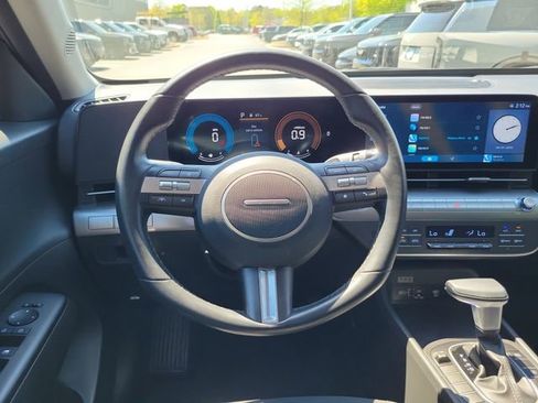 Used 2025 Hyundai Kona SEL FWD image 10