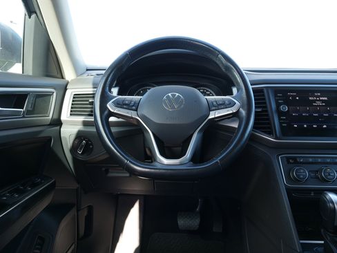 Used 2021 Volkswagen Atlas SE w/ Towing Package image 23