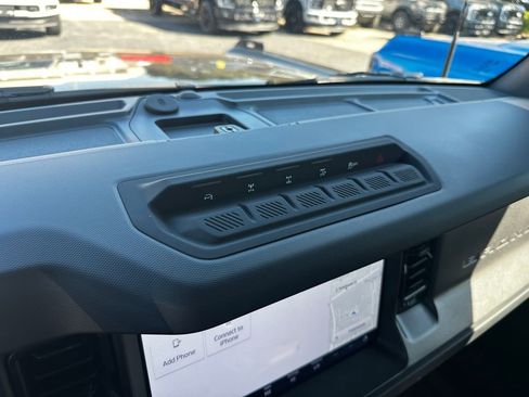 New 2025 Ford Bronco Badlands image 72