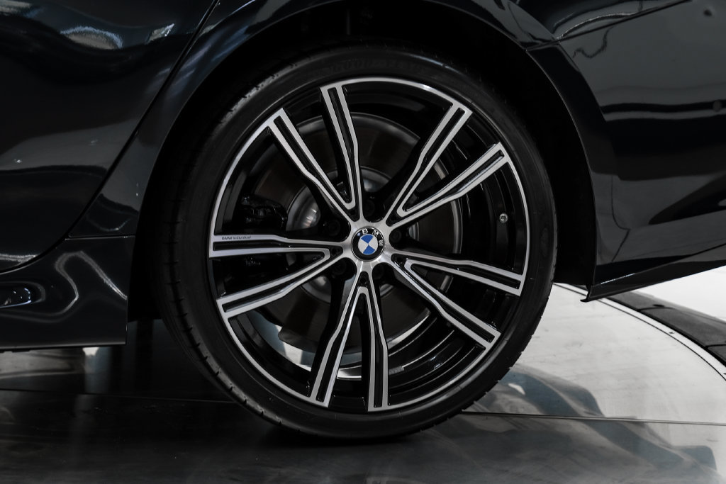 Used 2025 BMW 840i w/ M Sport Professional Package RWD image 60