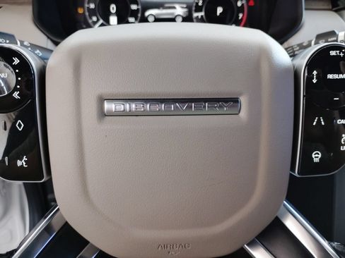 Used 2019 Land Rover Discovery HSE AWD/4WD image 32