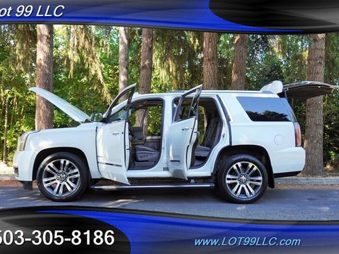 Used 2017 GMC Yukon Denali w/ Open Road Package AWD/4WD image 35