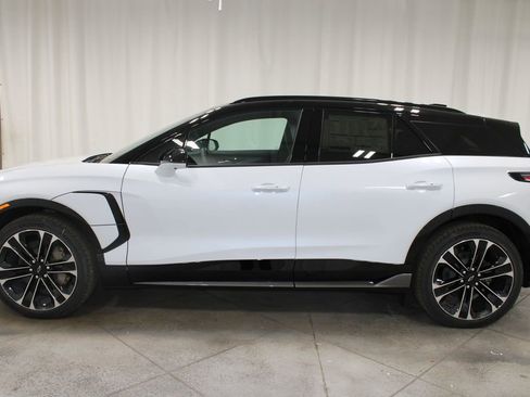 New 2026 Chevrolet Blazer EV SS image 6