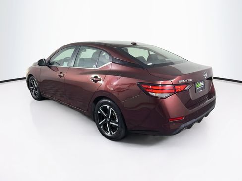 Used 2025 Nissan Sentra SV FWD image 5