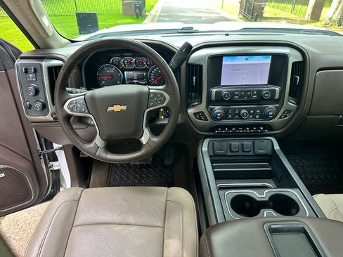 Used 2015 Chevrolet Silverado 2500 LTZ w/ Duramax Plus Package AWD/4WD image 33