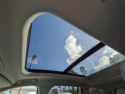 Certified 2025 Lincoln Aviator Reserve image 22