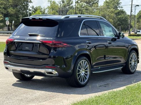 New 2026 Mercedes-Benz GLE 580 4MATIC image 3