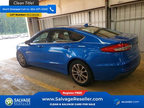 Used 2020 Ford Fusion SE FWD image 3