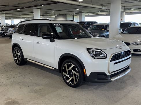 Used 2025 MINI Cooper Countryman S AWD/4WD image 1