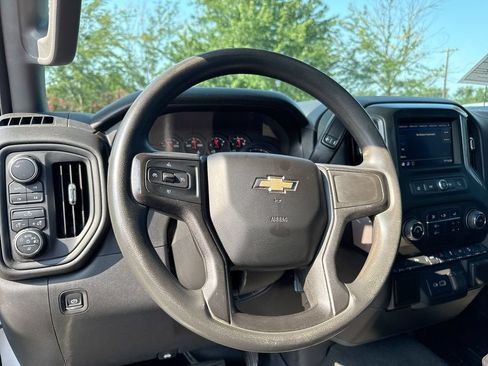 Used 2021 Chevrolet Silverado 1500 W/T w/ WT Value Package AWD/4WD image 11