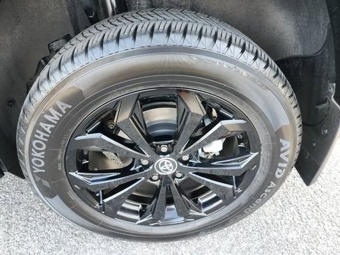 Used 2022 Toyota RAV4 XSE image 7