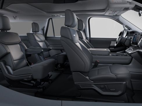 New 2025 Ford Expedition Max Platinum w/ Driver's Package image 24