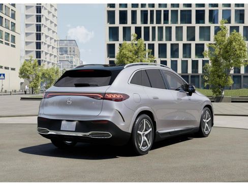 New 2026 Mercedes-Benz EQE 320 4MATIC SUV image 22