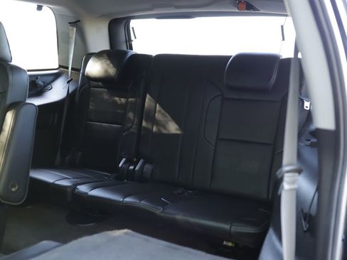 Used 2015 GMC Yukon Denali w/ Premium Package AWD/4WD image 37