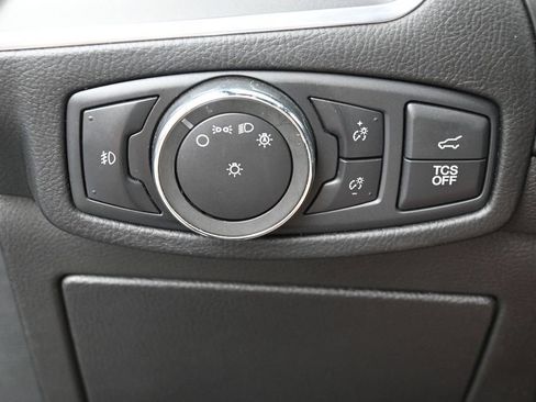 Used 2022 Ford Edge Titanium w/ Equipment Group 301A AWD/4WD image 15