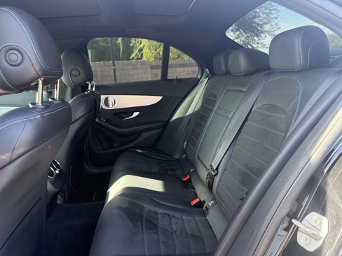 Used 2021 Mercedes-Benz C 300 Sedan image 9