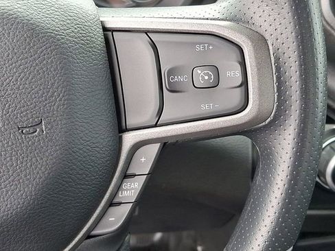 Used 2024 RAM 2500 Tradesman w/ Chrome Appearance Group image 15