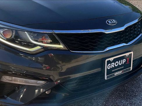 Used 2020 Kia Optima S w/ S Panoramic Sunroof Package FWD image 30