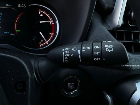 Used 2025 Toyota RAV4 XLE image 37