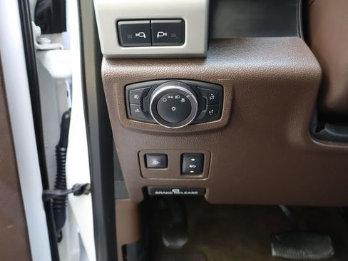Used 2017 Ford F250 King Ranch w/ Chrome Package AWD/4WD image 27
