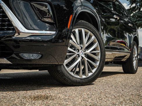 New 2026 Buick Enclave Avenir w/ LPO, Floor Liner Package image 6