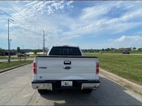 Used 2014 Ford F150 XLT w/ Equipment Group 302A Luxury AWD/4WD image 4