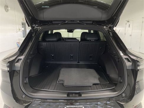 New 2025 Chevrolet Equinox EV RS w/ Convenience Package II image 15