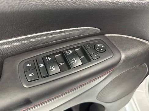 Used 2018 Dodge Durango R/T AWD/4WD image 19