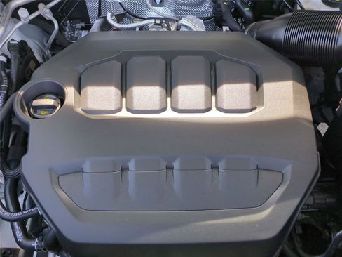 New 2026 Volkswagen Atlas SE image 21