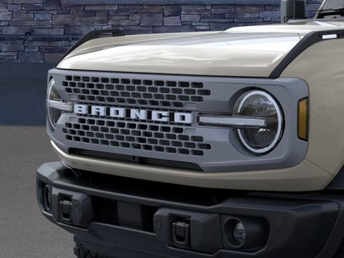 New 2025 Ford Bronco Badlands w/ Sasquatch Package image 19