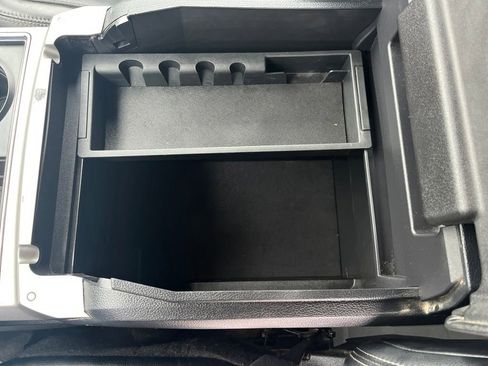 Used 2019 Ford F250 Lariat w/ FX4 Off-Road Package image 28